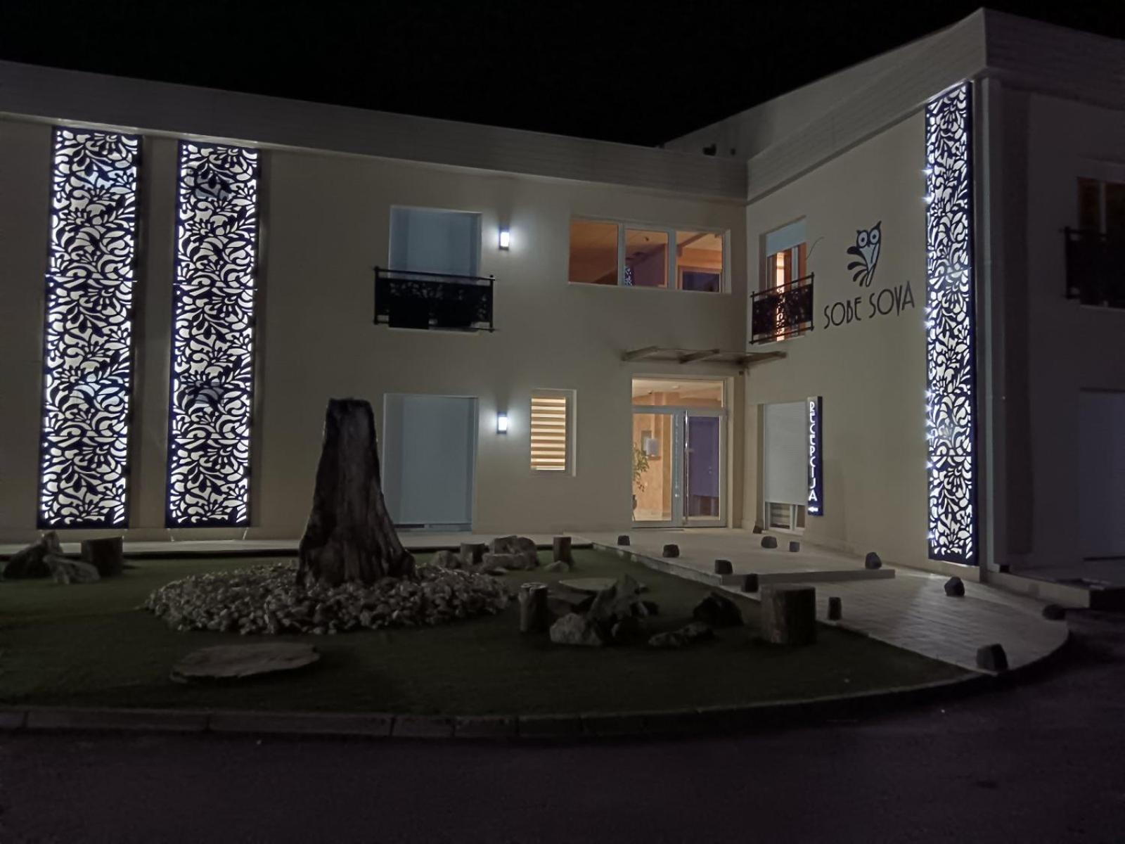 Sobe Sova Kikinda Hotel Bagian luar foto